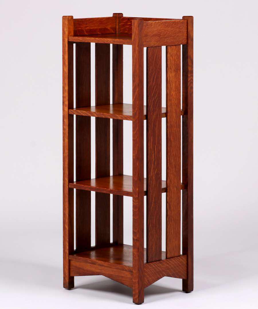 Limbert Tall #304 Magazine Stand c1910 (1 of 4)