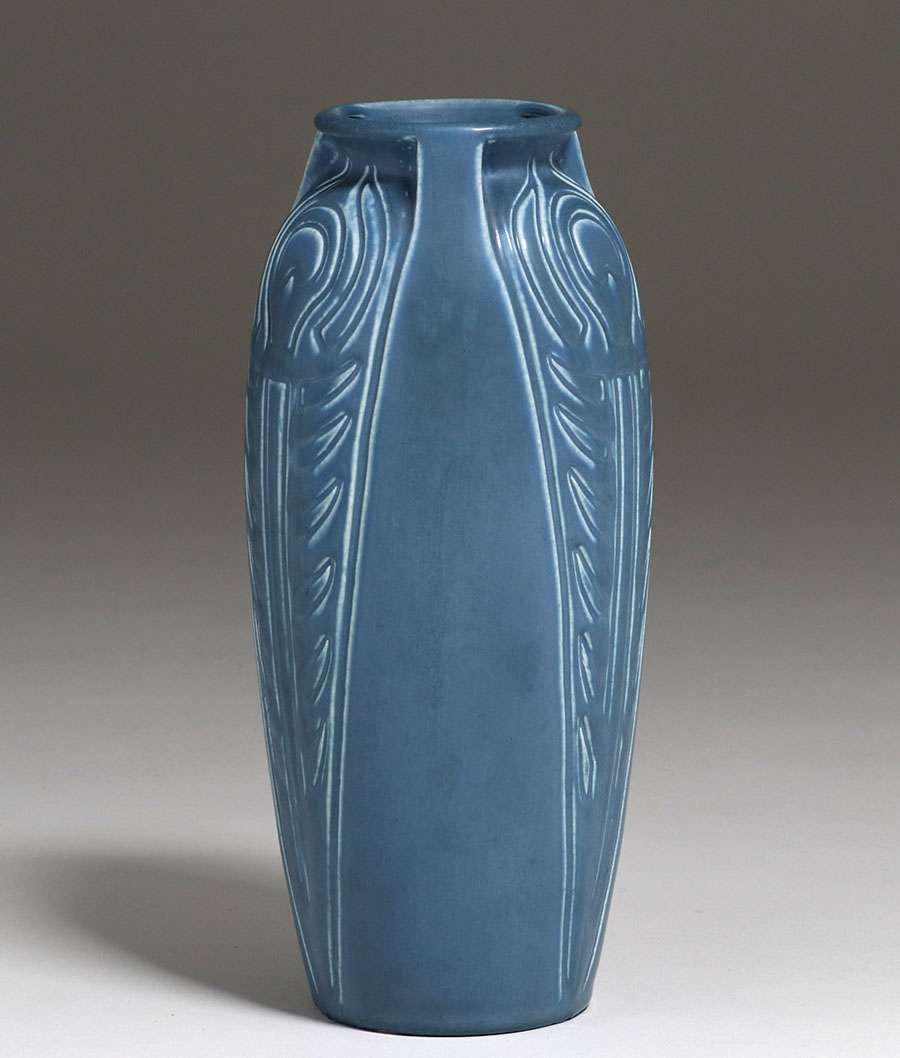 Rookwood Matte Blue Peacock Feather Vase 1921 (1 of 4)