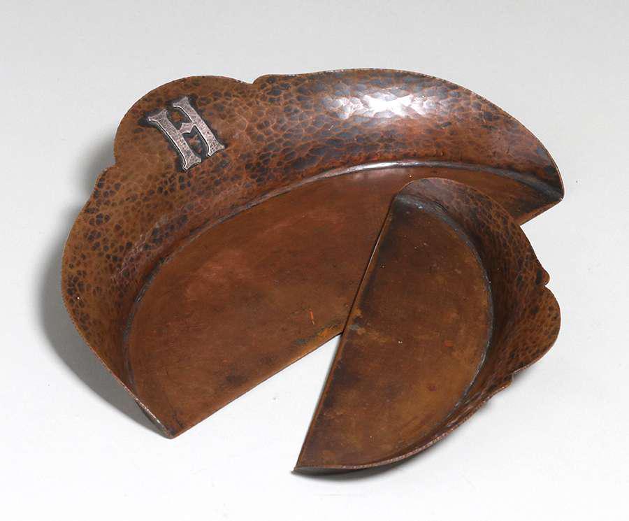 Albert Berry Hammered Copper Crumber Set c1920s (1 of 4)