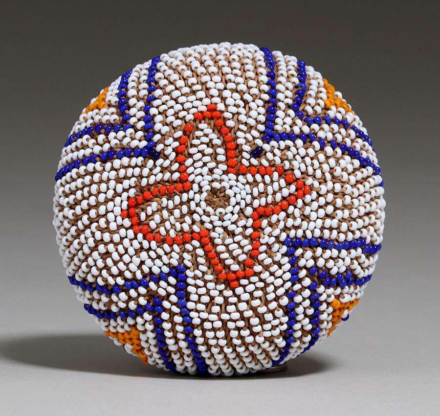Native American Beaded Basket - Pomo Tribe c1950s (1 of 4)