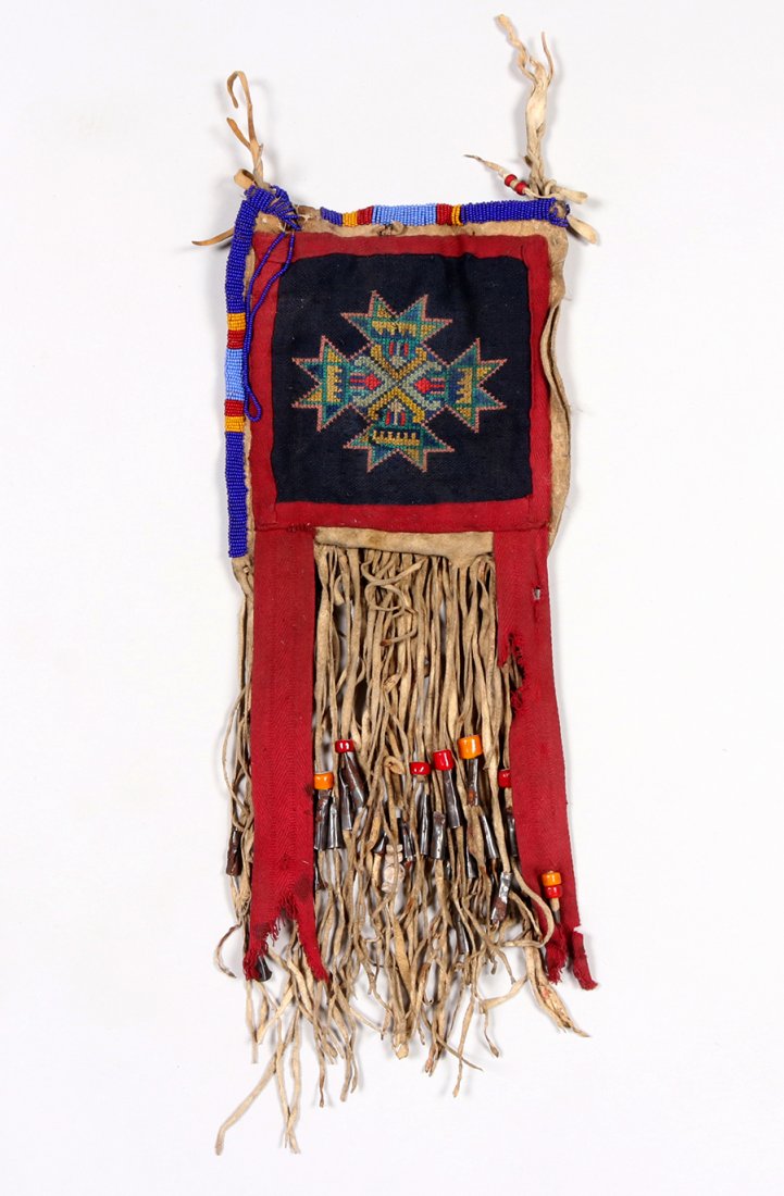 Native American Plains Indian Beaded Pouch c1900 (1 of 2)