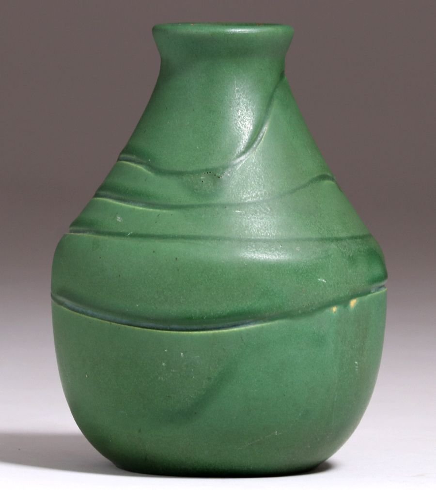 Matte Green Arts & Crafts Vase c1910 (1 of 3)