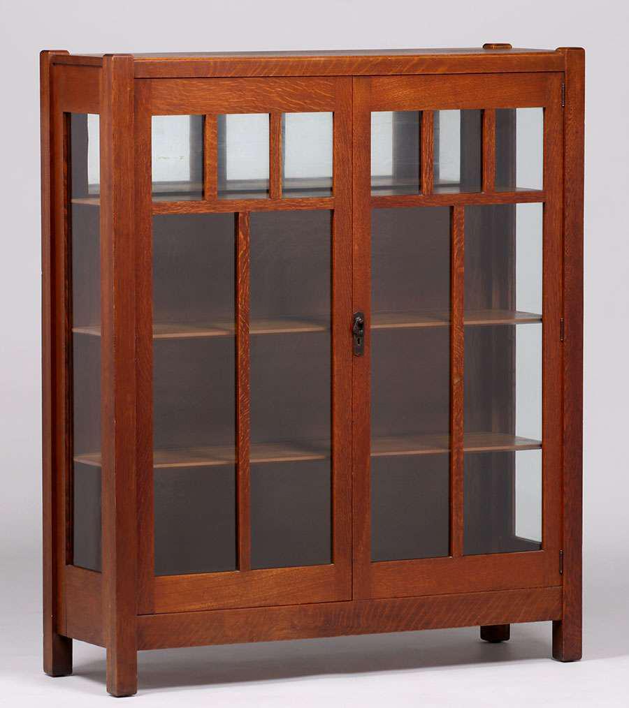 Lifetime Furniture Co Two-Door China Cabinet c1910 (1 of 4)