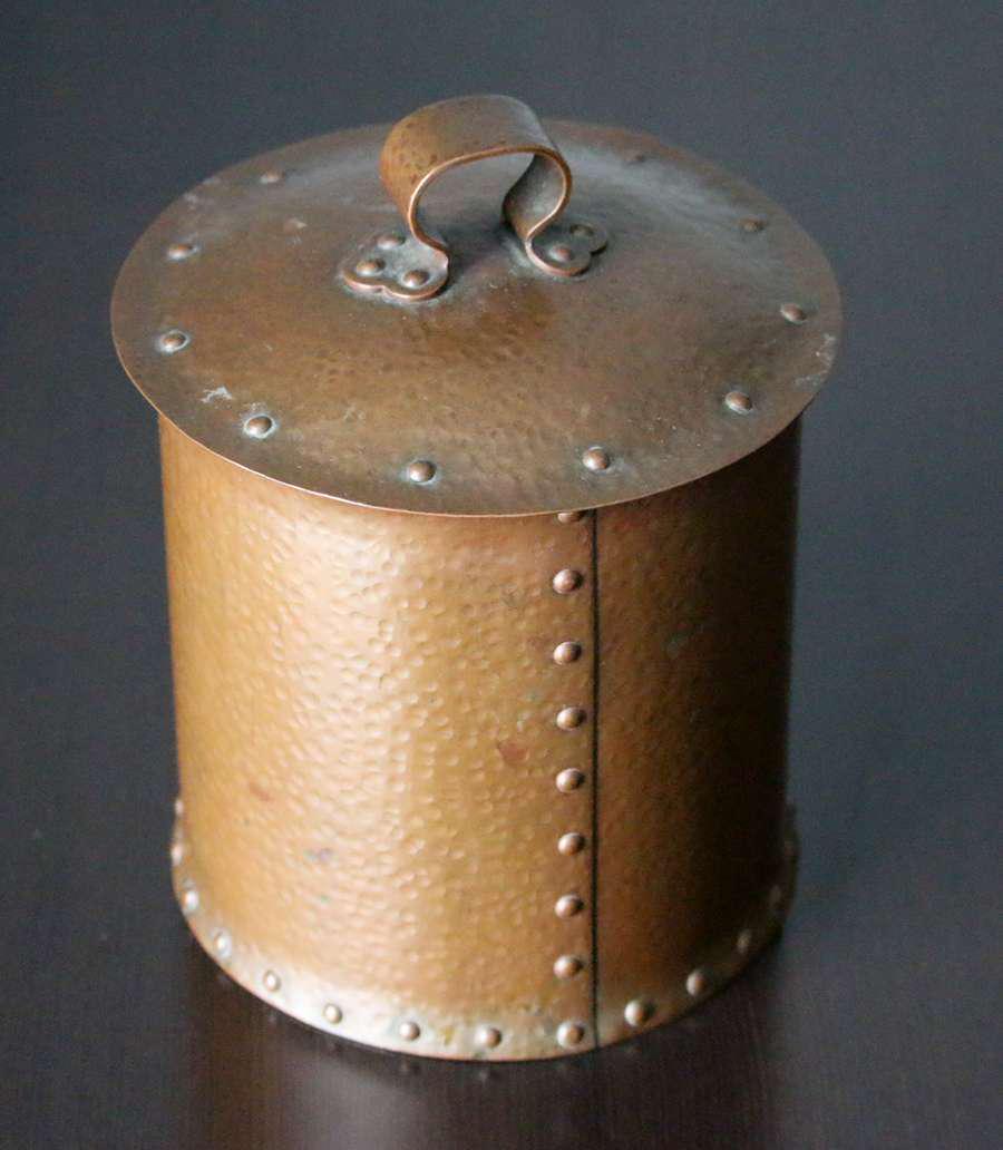 Arts & Crafts Hammered Copper Riveted Humidor c1910 (1 of 4)