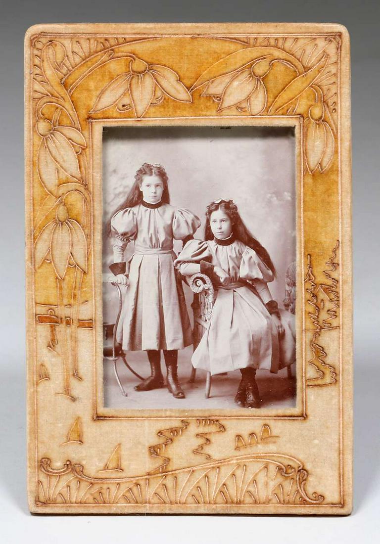 Arts & Crafts Hand-Tooled Leather Picture Frame c1910 (1 of 3)