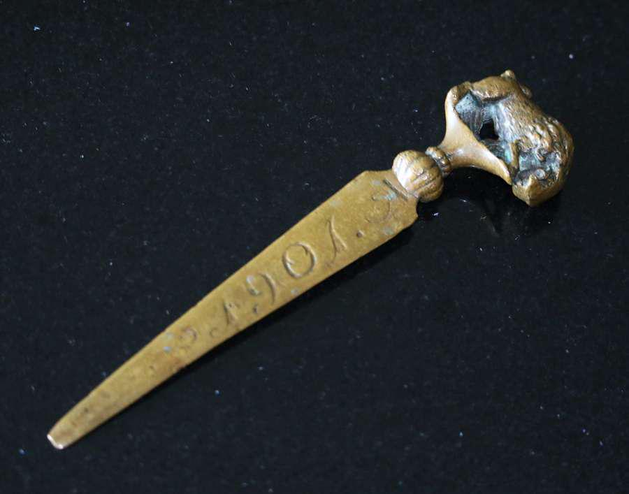 Buffalo Pan American Exhibition Bronze Letter Opener: Buffalo Pan American Exhibition Bronze Letter Opener 1901. Signed. Tip blunted otherwise excellent condition. 6.5" long. Spend $5000 or more at this auction and all of your SHIPPING IS FREE within the