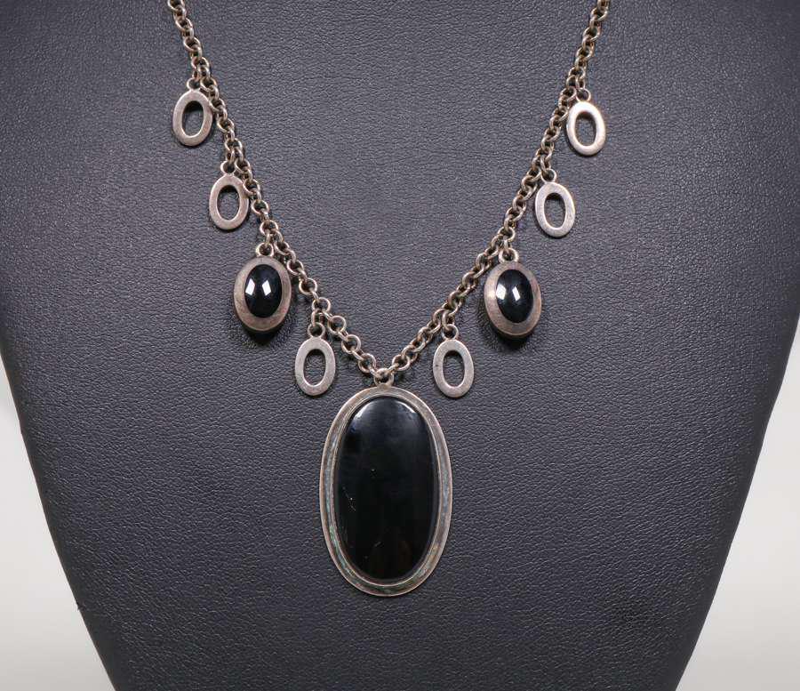 Art Silver Shop - Chicago Sterling Silver & Onyx (1 of 3)