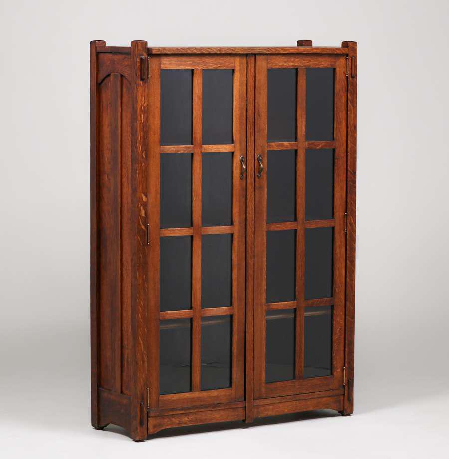 Stickley Brothers Two-Door Bookcase 1910 (1 of 3)