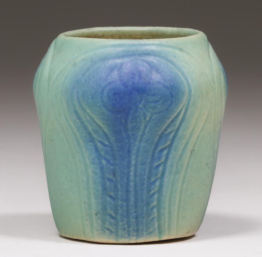 Van Briggle Matte Turquoise Vase c1922-1926 (1 of 4)