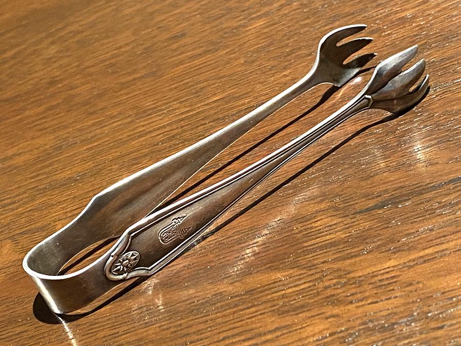 Gustav Stickley Sugar Cube Tongs Craftsman Restaurant (1 of 4)