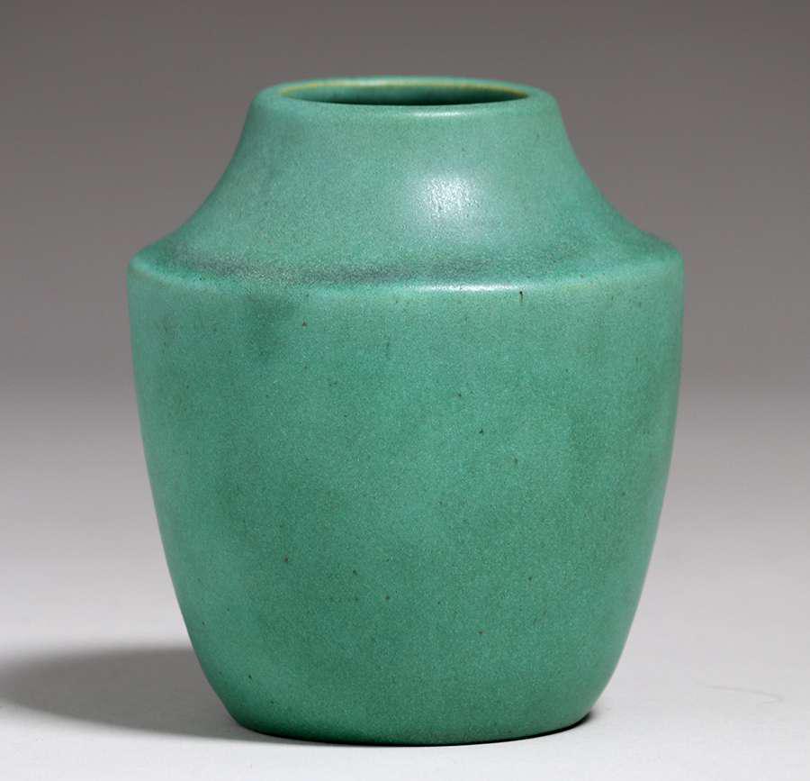 Teco Pottery Matte Green Vase c1910 (1 of 2)