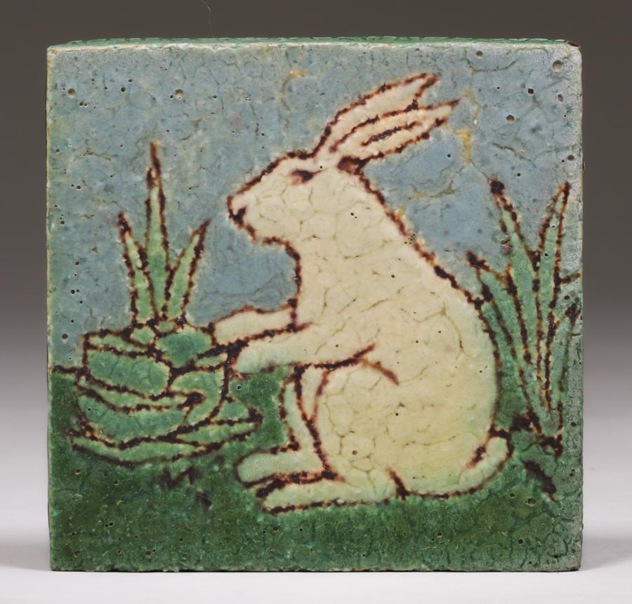 Grueby Pottery Bunny Tile c1910 (1 of 4)