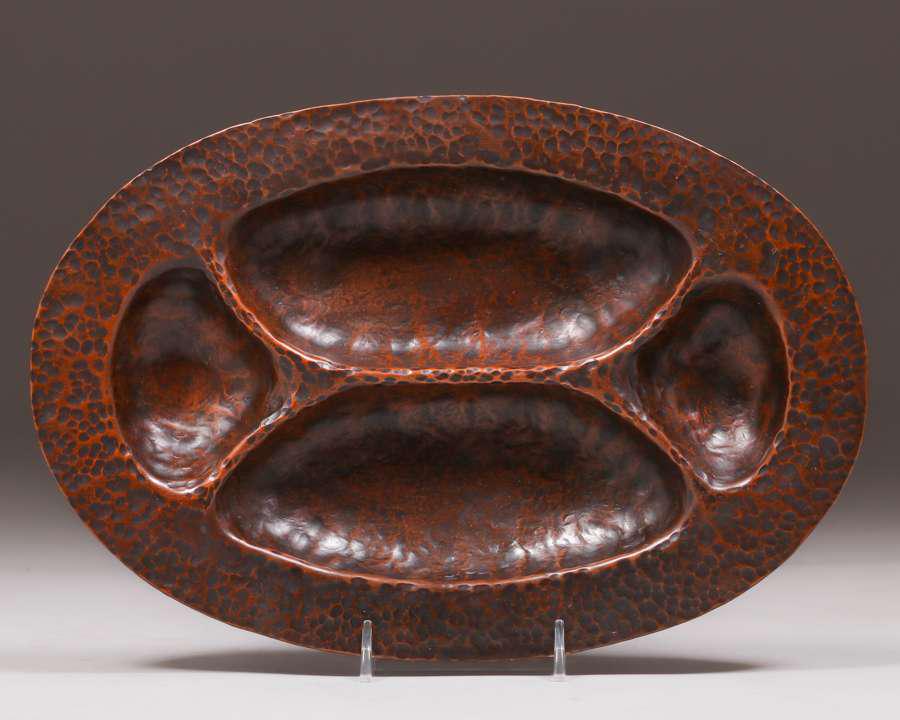Arts & Crafts Hammered Copper Oval Tray c1910 (1 of 3)