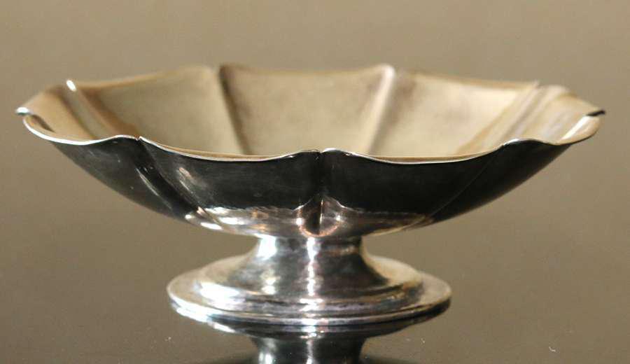 Joel Hewes - Titusville, PA Hammered Silver Compote (1 of 4)