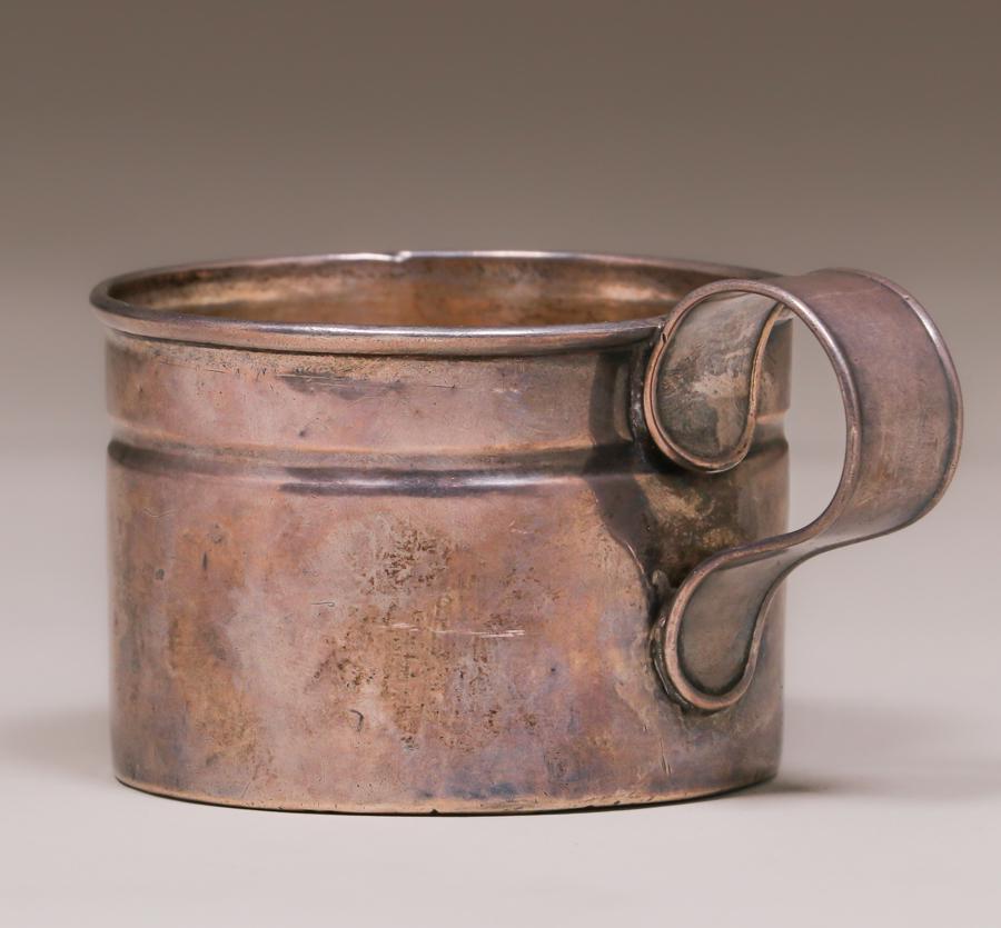 Small Sterling Silver Cup c1900 (1 of 5)