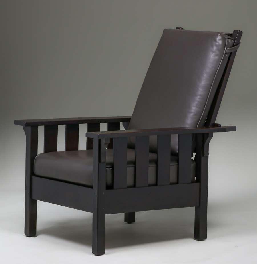 L&JG Stickley Onondaga Slatted Morris Chair c1904: L&JG Stickley Onondaga Slatted Morris Chair c1904. Unsigned. Very nicely refinished. Rock solid sturdy. 40"h x 35"d x 30"w. Spend $5000 or more at this auction and all of your SHIPPING IS FREE within 