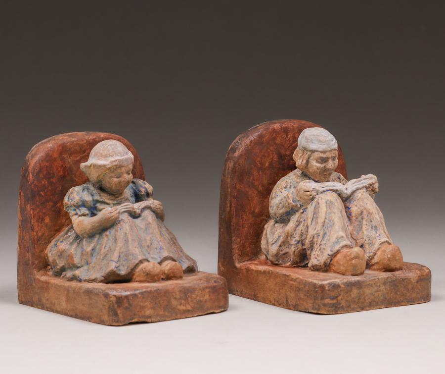 Batchelder - Los Angeles "Sleepy Reader" Bookends (1 of 4)