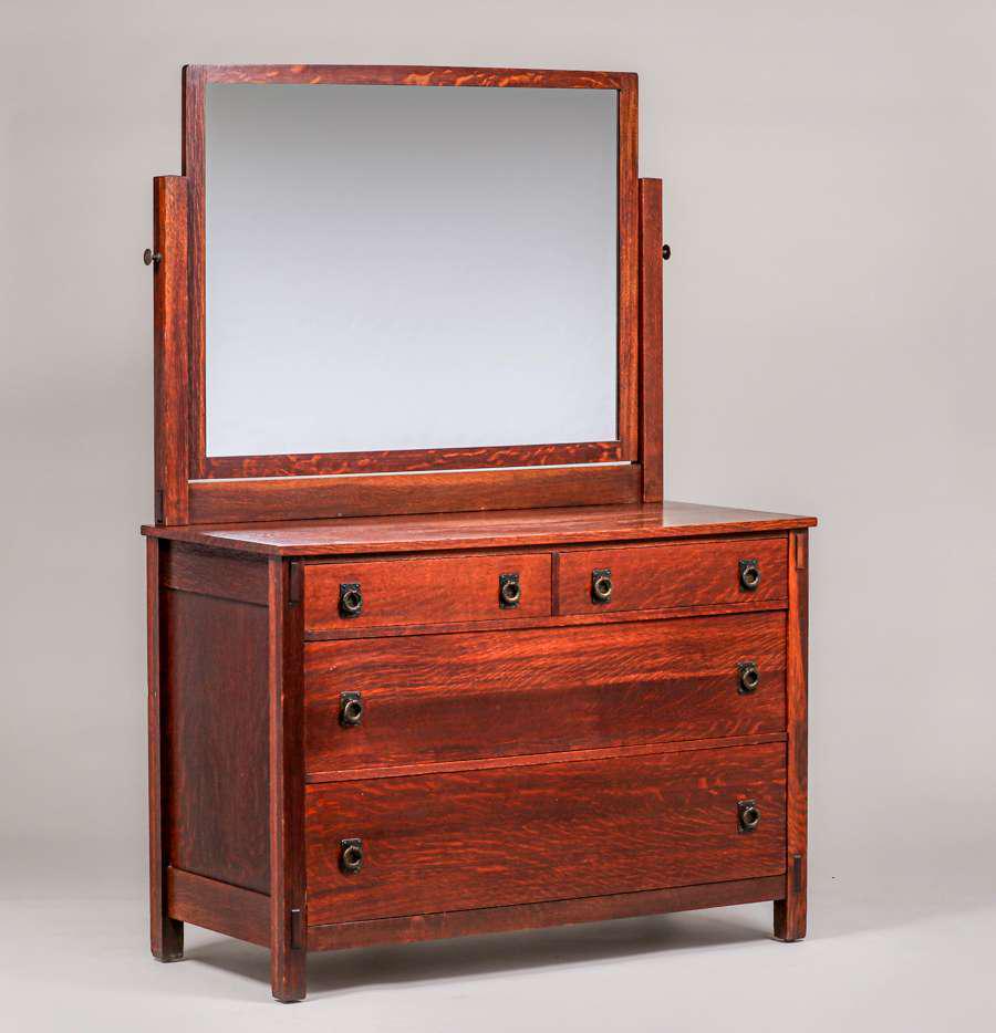 Lifetime Furniture Co Four-Drawer Dresser c1910 (1 of 2)
