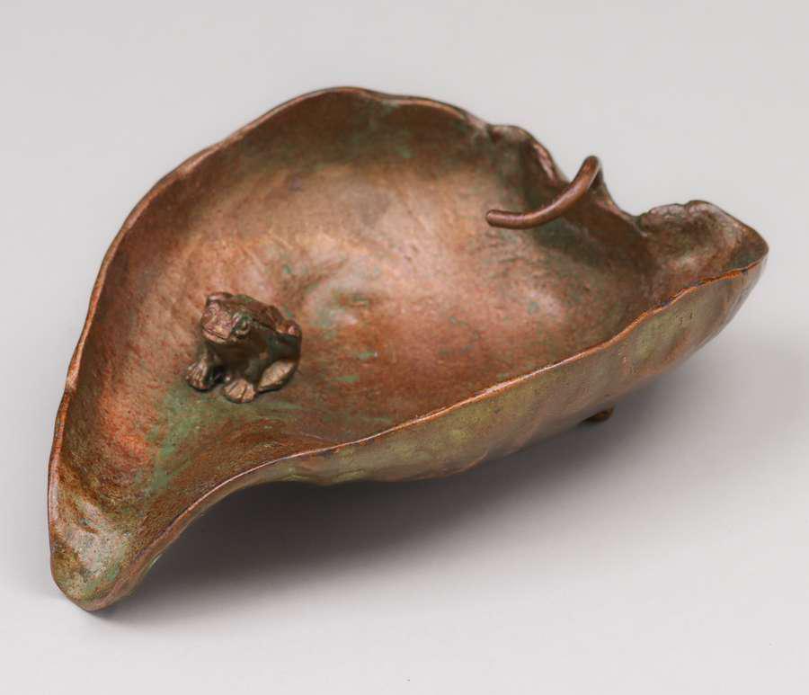 McClelland-Barclay - Chicago Lily Pad & Frog c1930s (1 of 6)