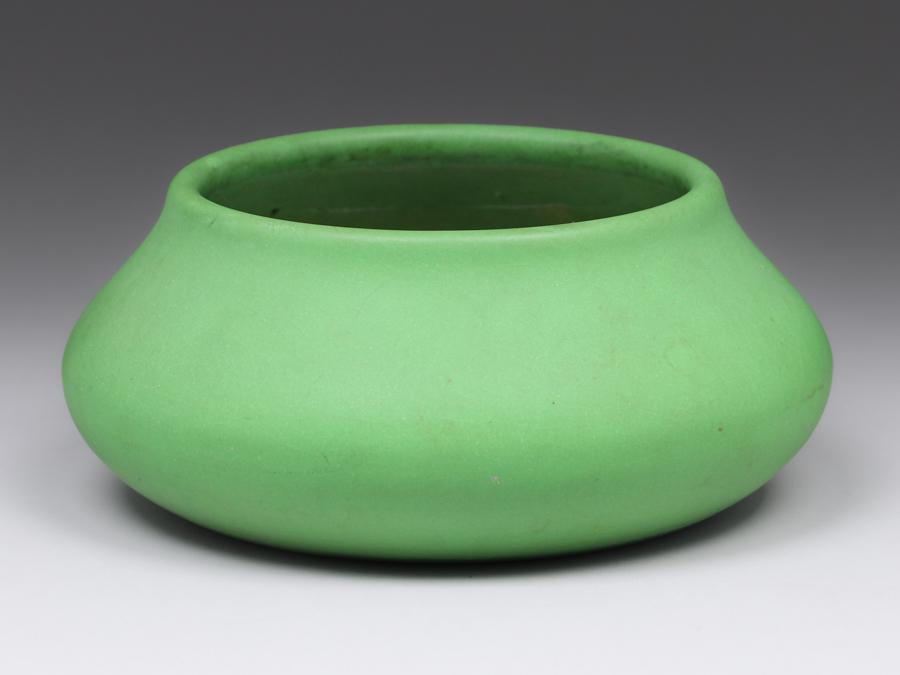 Early Van Briggle Matte Green Bowl 1902 (1 of 4)