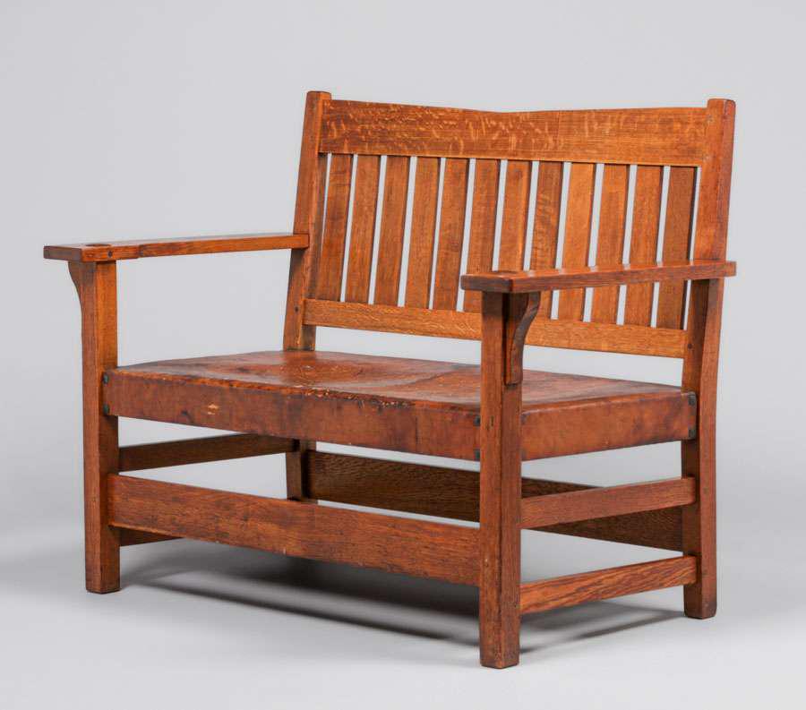 Gustav Stickley V-Back Bench c1910 (1 of 3)