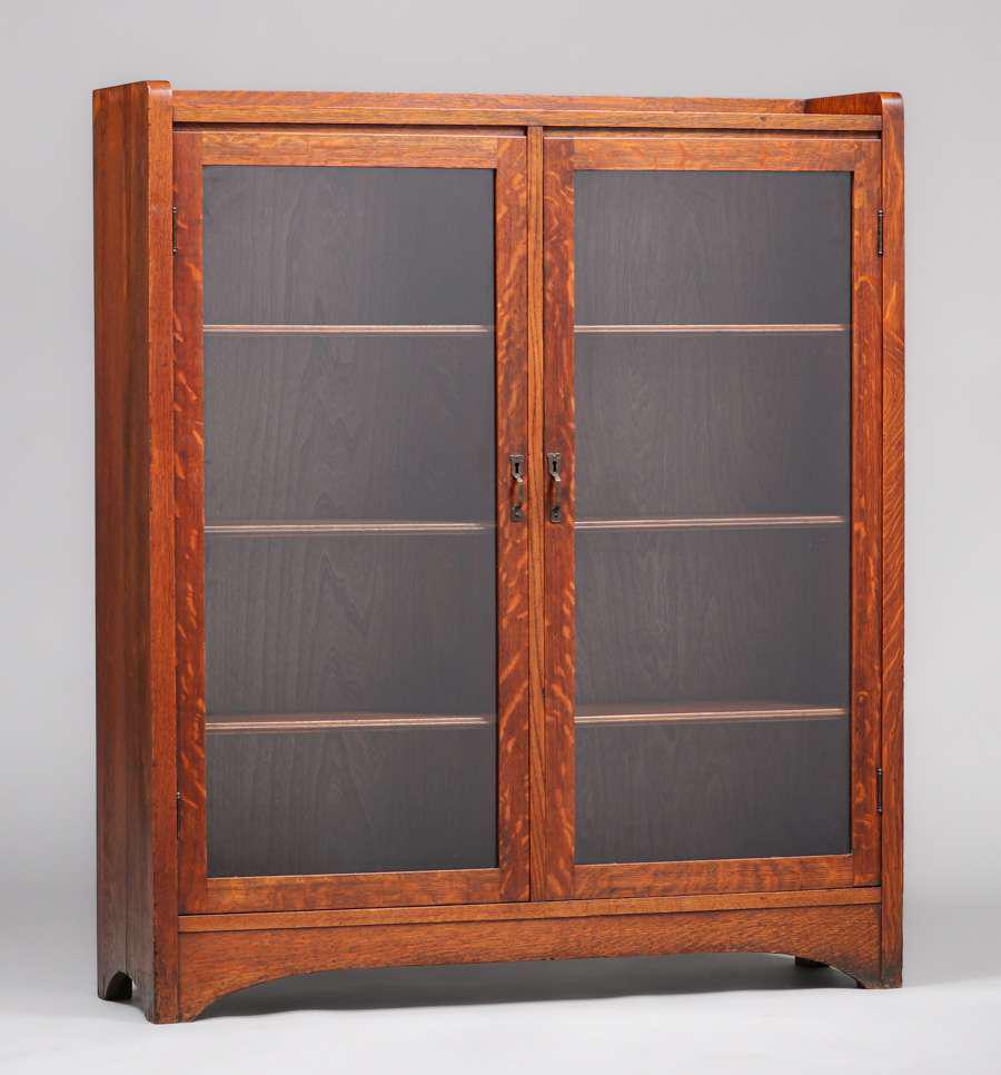 Grand Rapids Two-Door Bookcase c1910 (1 of 3)