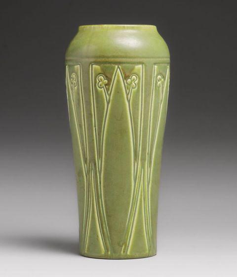 Rookwood Pottery #2335 Matte Green Vase 1922 (1 of 3)