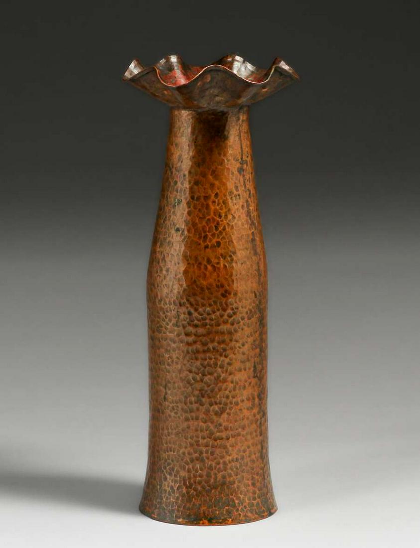 Stickley Brothers #155 Hammered Copper Flared Vase c1910 (1 of 4)