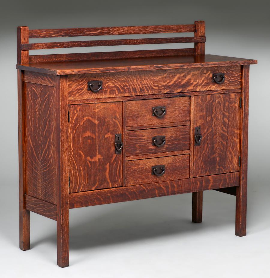 Gustav Stickley Two-Door Sideboard c1907 (1 of 4)