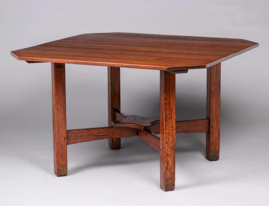 L&JG Stickley 48"w Clip-Corner Table c1908-1912 (1 of 4)