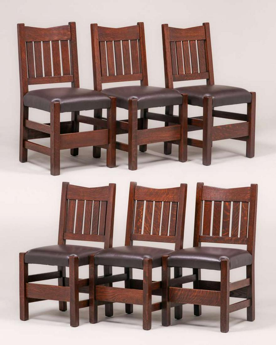 Set of 6 Gustav Stickley V-Back Dining Chairs c1910 (1 of 4)