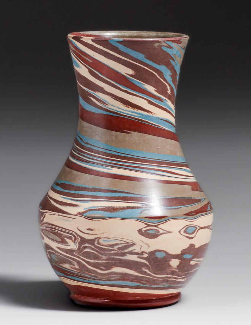 Niloak Pottery  Mission Swirl Vase 1930 (1 of 4)