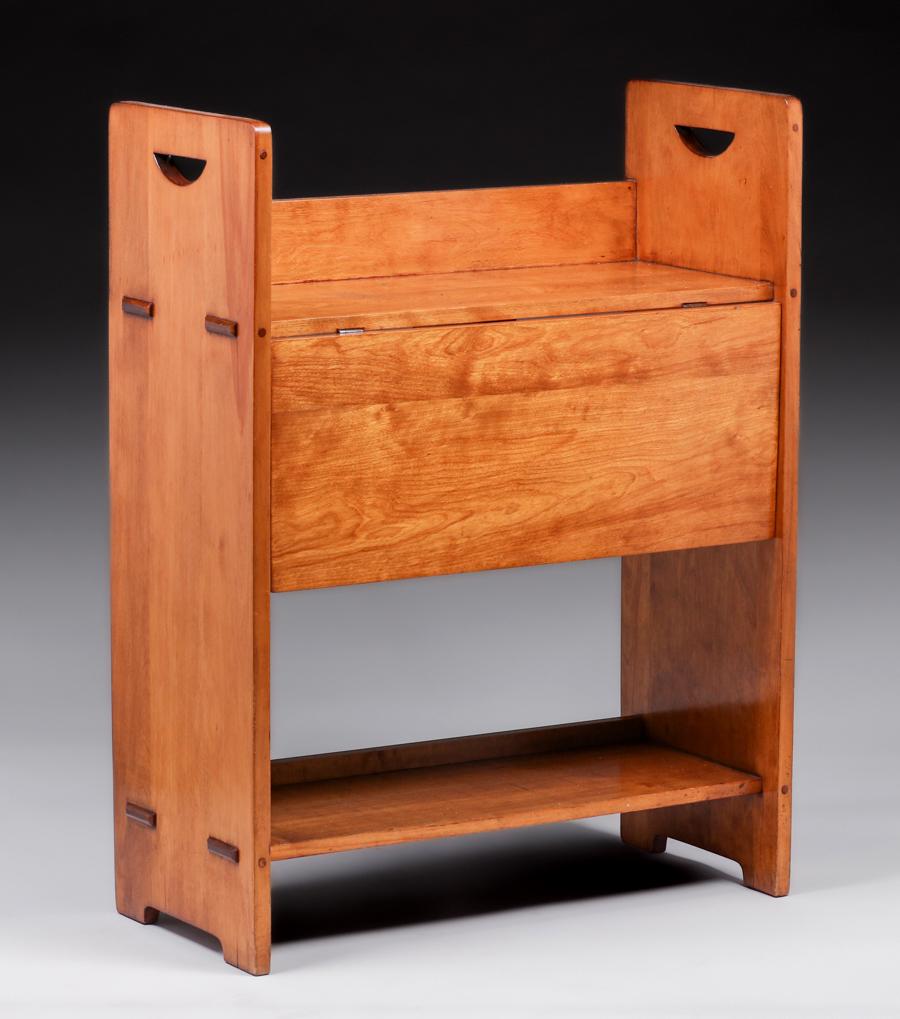 Gustav Stickley #721 Maple Desk c1912 (1 of 6)