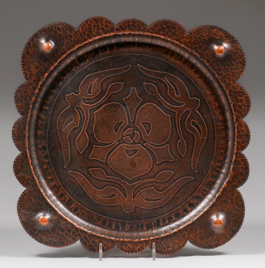 Arts & Crafts Hammered Copper Acid-Etched Scalloped Tray c1910 (1 of 4)
