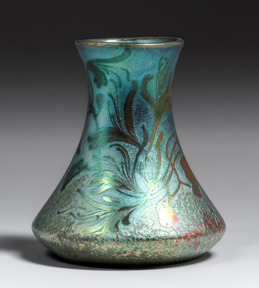 Weller Pottery Iridescent Vase c1905 (1 of 5)