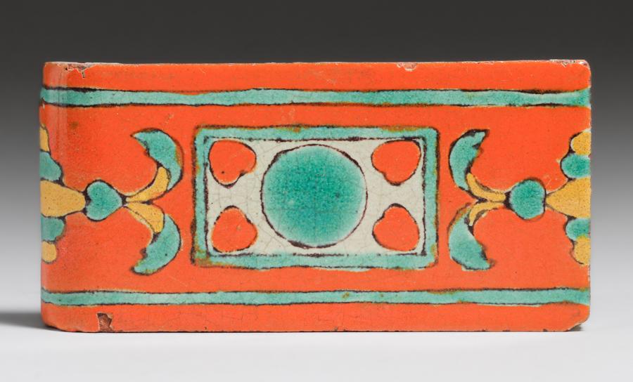 Catalina Island Curved Edge Border Tile c1930 (1 of 5)