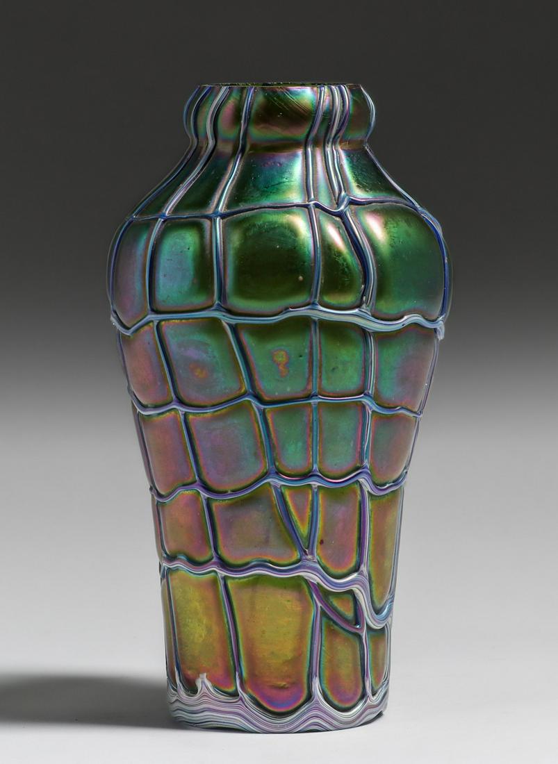 Pallme-Konig Czech Glass Vase c1920s: Pallme-Konig Czech Glass Vase c1920s. Unsigned. Flat cut rim. Perfect condition. 8.25"h x 4"d. Spend $5000 or more at this auction and all of your SHIPPING IS FREE within the lower 48 states. SHIPPING