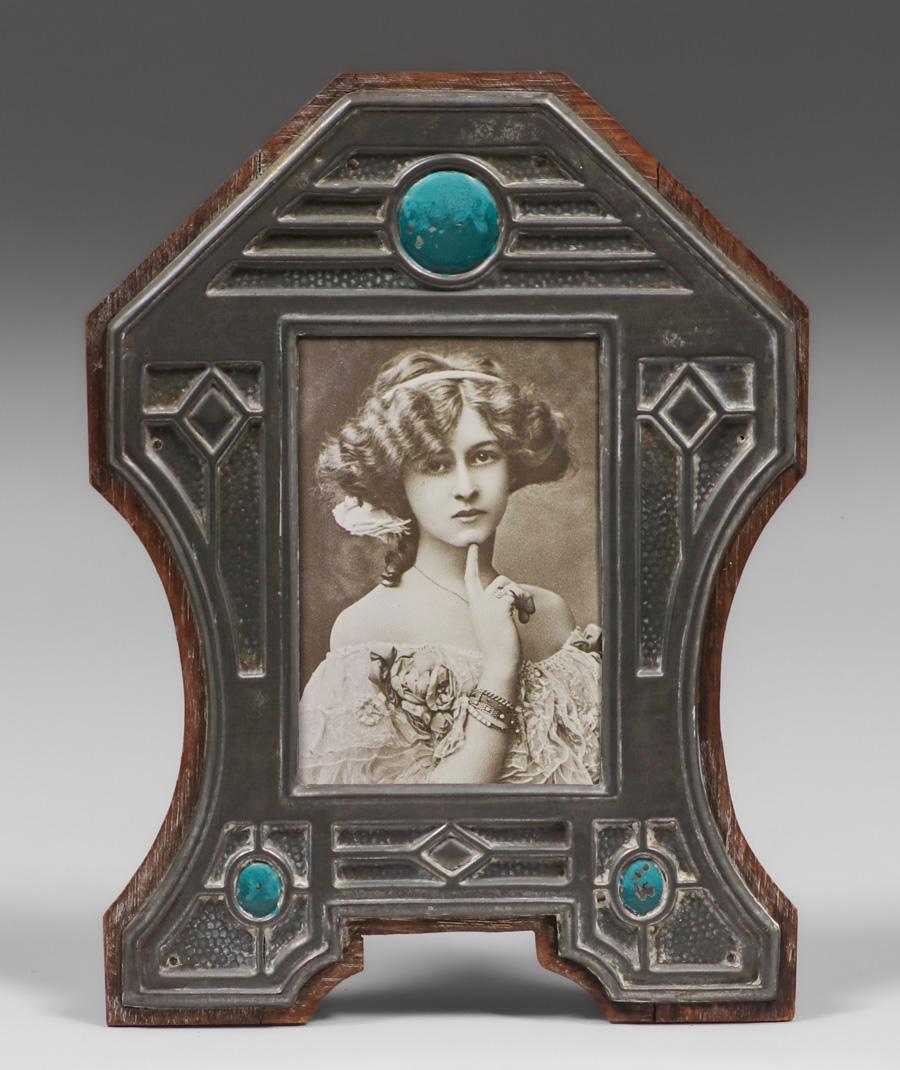 English Arts & Crafts Hammered Pewter Frame c1905 (1 of 3)