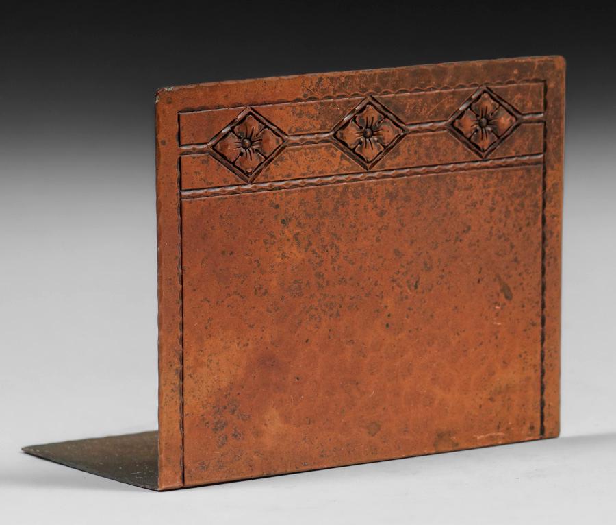 Early Roycroft Hammered Copper Single Bookend c1915 (1 of 4)