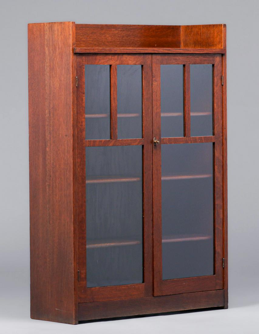 Limbert Small Two-Door Bookcase c1910 (1 of 4)
