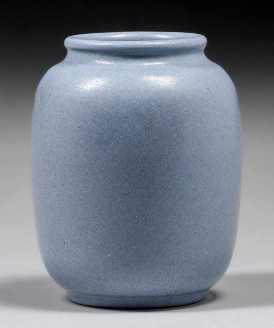 Marblehead Pottery Matte Lavendar Vase c1910 (1 of 4)