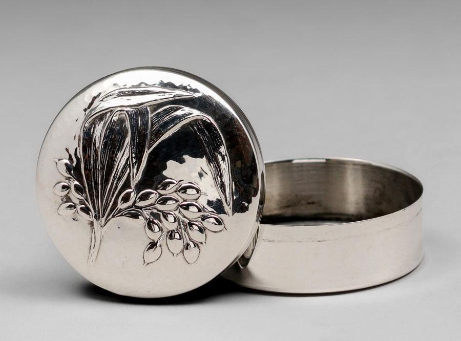 Arts & Crafts Hammered Copper Silver-Plated Repousse Pill Box c1900s (1 of 6)