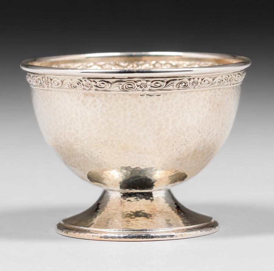 Carter Bros - Portland, Maine Hammered Sterling Silver Vase c1910 (1 of 4)