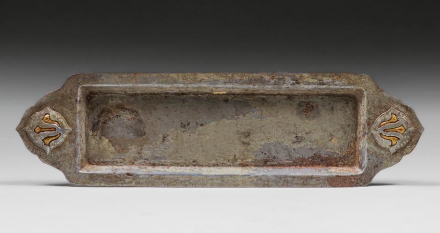 Paul Beau & Co - Montreal, Canada Hammered Iron & Brass Pen Tray c1915-1922: Paul Beau & Co - Montreal, Canada Hammered Iron & Brass Pen Tray c1915-1922. Unsigned. Excellent original patina. Pen tray 12.5" x 3.5". Spend $5000 or more a