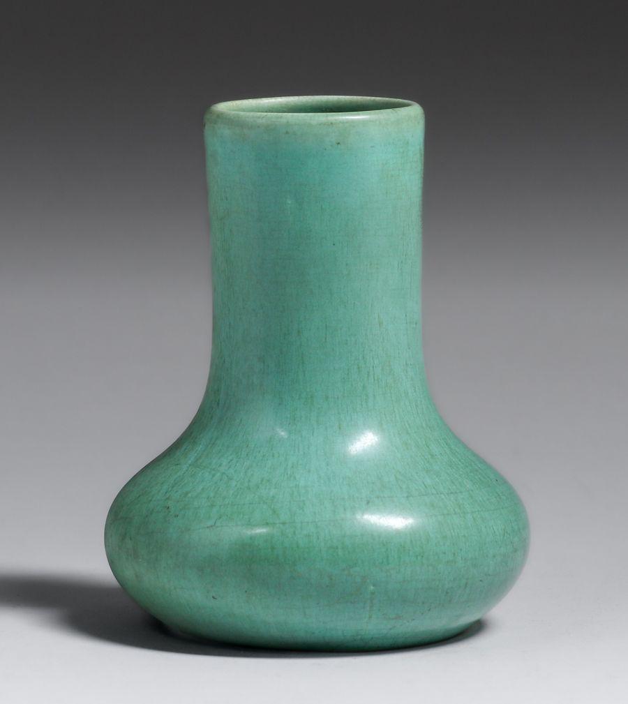 Clifton Pottery #115 Matte Green Vase 1906 (1 of 4)