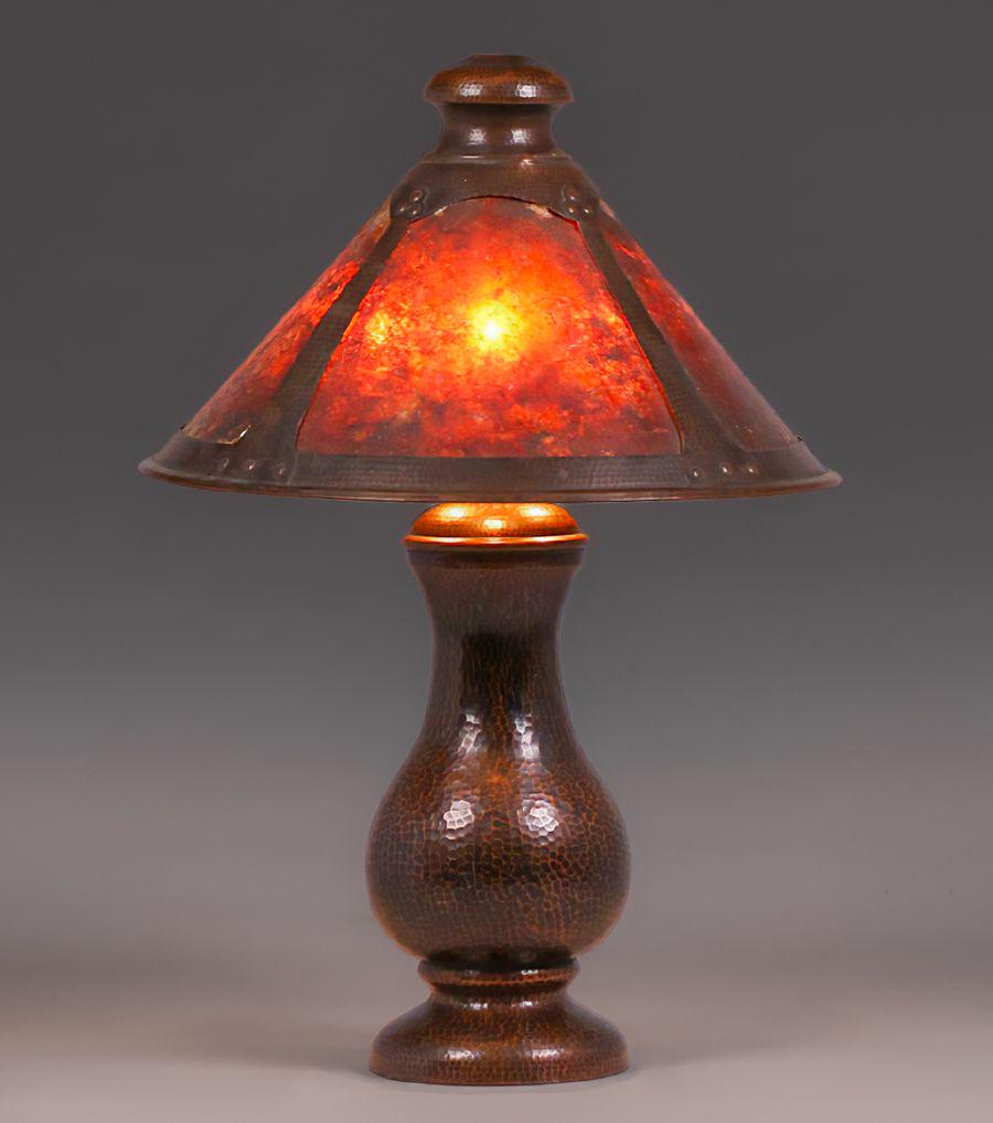 Large Benedict Studios Hammered Copper & Mica Lamp c1910 (1 of 4)