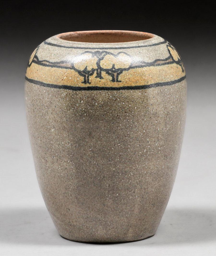 Saturday Evening Girls - SEG Oak Tree Decorated Vase c1910s (1 of 4)