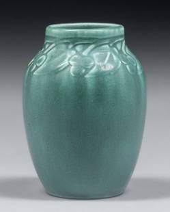 Rookwood Pottery #2139 Matte Green Vase 1930: Rookwood Pottery #2139 Matte Green Vase 1930. Signed. Perfect condition. 4.5"h x 3.25"d. Spend $7500 or more at our two day auction and all of your SHIPPING IS FREE within the lower 48 states. SHIPPIN