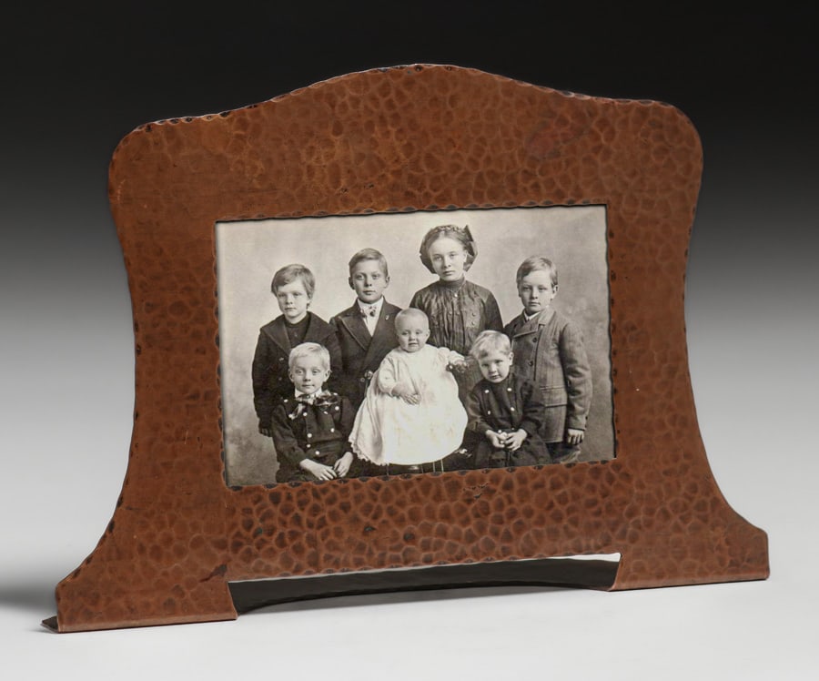 Gustav Stickley Hammered Copper Desk Calendar - Picture Frame c1905 (1 of 5)