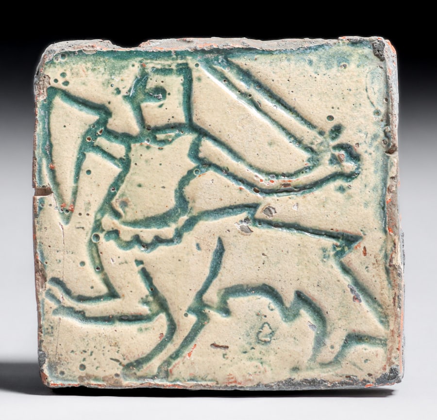 Arts & Crafts Period Knight Tile c1910 (1 of 4)